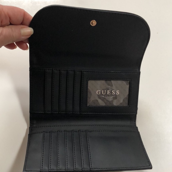 Guess - Black Wallet - Picture 7 of 13